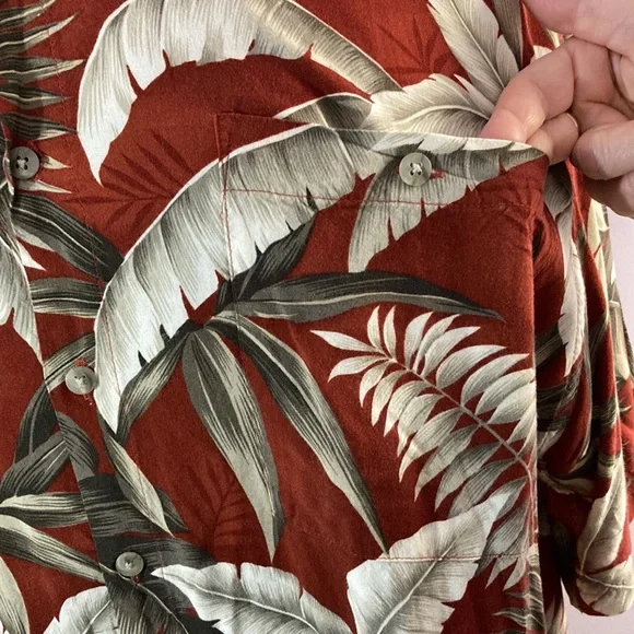 Pierre Cardin Hawaiian Shirt - Picture 3 of 6